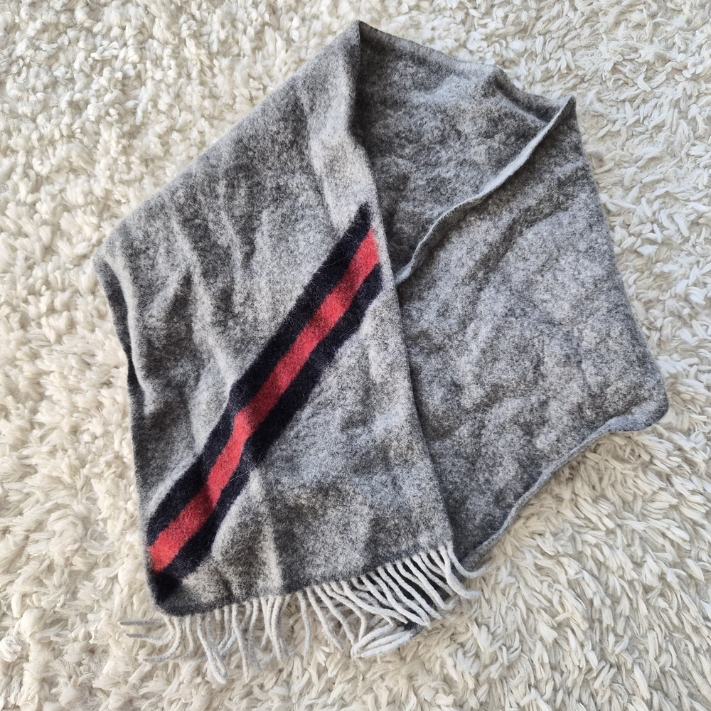 Gucci Gray Cashmere Scarf with Signature Web Stripe